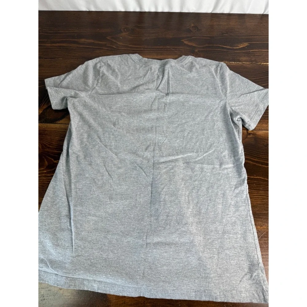 Nike Dri-FIT Gray T-Shirt Soccer Graphic Tee Women's Medium Athletic Top & Pants